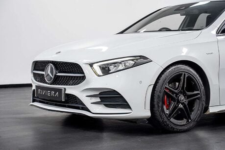 Mercedes-Benz A Class 1.3 A200 AMG Line Edition (Executive) Hatchback 5dr Petrol 7G-DCT Euro 6 (s 12