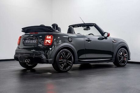 Mini Convertible 2.0 John Cooper Works Convertible 2dr Petrol Steptronic Euro 6 (s/s) (231 p 17