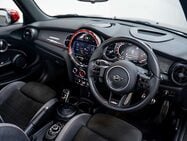 Mini Convertible 2.0 John Cooper Works Convertible 2dr Petrol Steptronic Euro 6 (s/s) (231 p 2