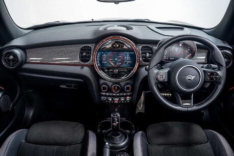 Mini Convertible 2.0 John Cooper Works Convertible 2dr Petrol Steptronic Euro 6 (s/s) (231 p 27