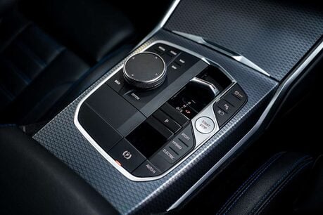 BMW 3 Series 2.0 330e 12kWh M Sport Saloon 4dr Petrol Plug-in Hybrid Auto xDrive Euro 6 35