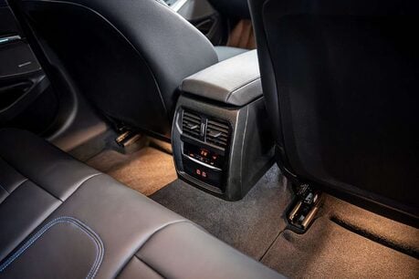 BMW 3 Series 2.0 330e 12kWh M Sport Saloon 4dr Petrol Plug-in Hybrid Auto xDrive Euro 6 24