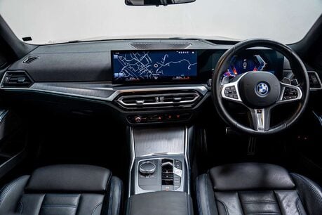 BMW 3 Series 2.0 330e 12kWh M Sport Saloon 4dr Petrol Plug-in Hybrid Auto xDrive Euro 6 31