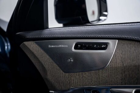 Volvo XC90 2.0h T8 Recharge 18.8kWh Ultimate Dark SUV 5dr Petrol Plug-in Hybrid Auto 4 26