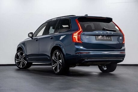 Volvo XC90 2.0h T8 Recharge 18.8kWh Ultimate Dark SUV 5dr Petrol Plug-in Hybrid Auto 4 5