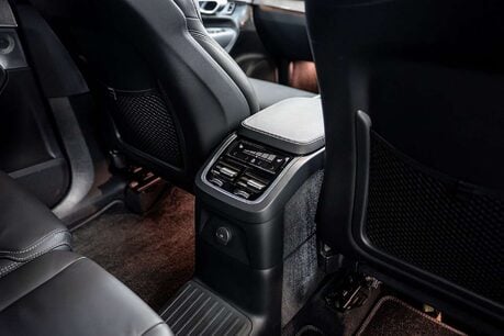 Volvo XC90 2.0h T8 Recharge 18.8kWh Ultimate Dark SUV 5dr Petrol Plug-in Hybrid Auto 4 23