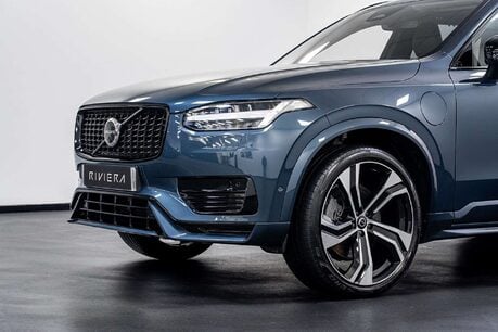 Volvo XC90 2.0h T8 Recharge 18.8kWh Ultimate Dark SUV 5dr Petrol Plug-in Hybrid Auto 4 12