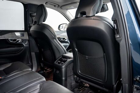 Volvo XC90 2.0h T8 Recharge 18.8kWh Ultimate Dark SUV 5dr Petrol Plug-in Hybrid Auto 4 22