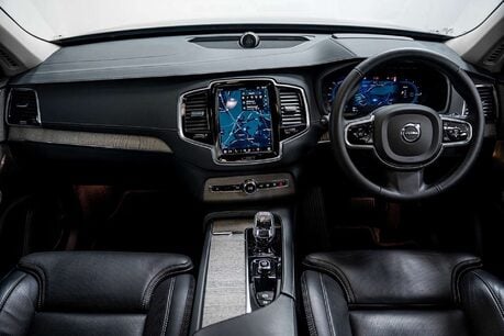Volvo XC90 2.0h T8 Recharge 18.8kWh Ultimate Dark SUV 5dr Petrol Plug-in Hybrid Auto 4 31