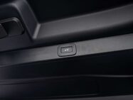 Land Rover Range Rover 3.0 D350 MHEV Autobiography SUV 5dr Diesel Auto 4WD Euro 6 (s/s) (LWB, 7Sea 19