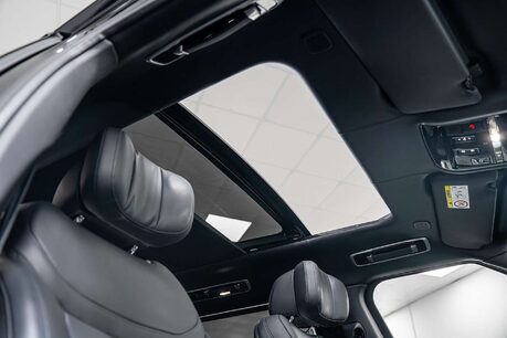 Land Rover Range Rover 3.0 D350 MHEV Autobiography SUV 5dr Diesel Auto 4WD Euro 6 (s/s) (LWB, 7Sea 40