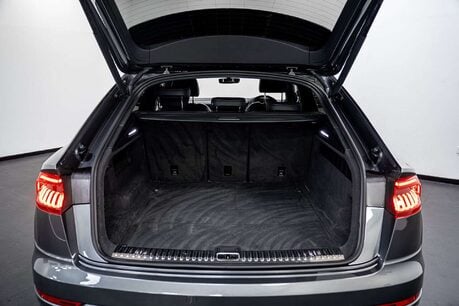Audi Q8 3.0 TDI V6 50 S line SUV 5dr Diesel Tiptronic quattro Euro 6 (s/s) (286 ps) 17