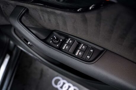 Audi Q8 3.0 TDI V6 50 S line SUV 5dr Diesel Tiptronic quattro Euro 6 (s/s) (286 ps) 25