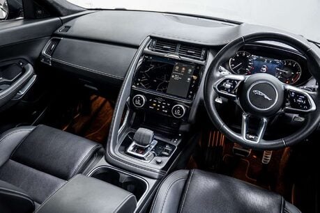 Jaguar E-Pace 2.0 D204 MHEV R-Dynamic Black SUV 5dr Diesel Auto AWD Euro 6 (s/s) (204 ps) 33