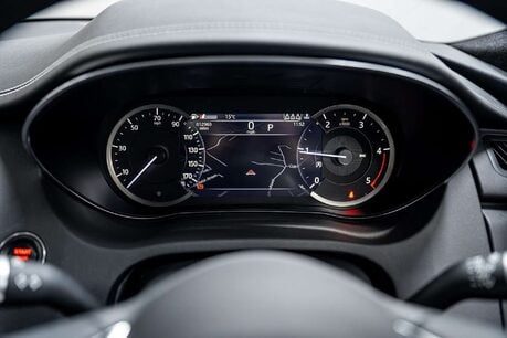 Jaguar E-Pace 2.0 D204 MHEV R-Dynamic Black SUV 5dr Diesel Auto AWD Euro 6 (s/s) (204 ps) 38