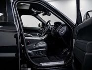 Land Rover Range Rover Sport 3.0 D300 MHEV HSE Dynamic Black SUV 5dr Diesel Auto 4WD Euro 6 (s/s) (300 p 28