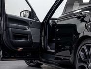 Land Rover Range Rover Sport 3.0 D300 MHEV HSE Dynamic Black SUV 5dr Diesel Auto 4WD Euro 6 (s/s) (300 p 6