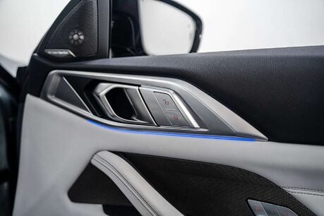 BMW M4 3.0 BiTurbo Competition Convertible 2dr Petrol Steptronic M xDrive Euro 6 ( 22