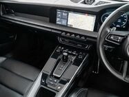 Porsche 911 3.0T 992 Carrera Coupe 2dr Petrol PDK Euro 6 (s/s) (385 ps) 28