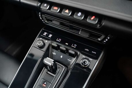 Porsche 911 3.0T 992 Carrera Coupe 2dr Petrol PDK Euro 6 (s/s) (385 ps) 29