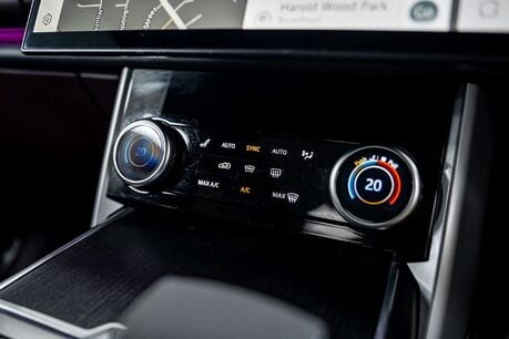 Land Rover Range Rover 3.0 P400 MHEV HSE SUV 5dr Petrol Auto 4WD Euro 6 (s/s) (400 ps) 33