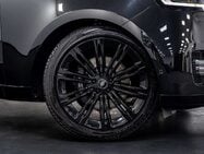 Land Rover Range Rover 3.0 P400 MHEV HSE SUV 5dr Petrol Auto 4WD Euro 6 (s/s) (400 ps) 4