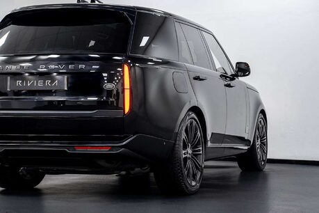 Land Rover Range Rover 3.0 P400 MHEV HSE SUV 5dr Petrol Auto 4WD Euro 6 (s/s) (400 ps) 10