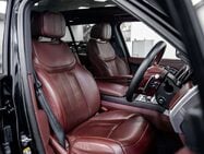 Land Rover Range Rover 3.0 P400 MHEV HSE SUV 5dr Petrol Auto 4WD Euro 6 (s/s) (400 ps) 3