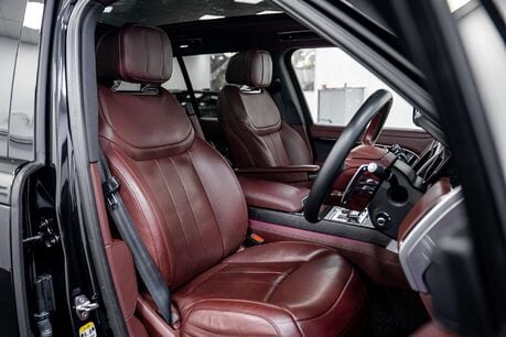 Land Rover Range Rover 3.0 P400 MHEV HSE SUV 5dr Petrol Auto 4WD Euro 6 (s/s) (400 ps) 3