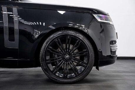 Land Rover Range Rover 3.0 P400 MHEV HSE SUV 5dr Petrol Auto 4WD Euro 6 (s/s) (400 ps) 15