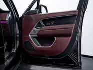 Land Rover Range Rover 3.0 P400 MHEV HSE SUV 5dr Petrol Auto 4WD Euro 6 (s/s) (400 ps) 24