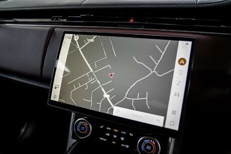 Land Rover Range Rover 3.0 P400 MHEV HSE SUV 5dr Petrol Auto 4WD Euro 6 (s/s) (400 ps) 34