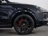 Porsche Cayenne 3.0T V6 GPF SUV 5dr Petrol TiptronicS 4WD Euro 6 (s/s) (340 ps) 15