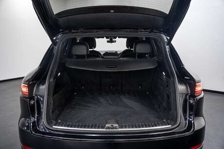 Porsche Cayenne 3.0T V6 GPF SUV 5dr Petrol TiptronicS 4WD Euro 6 (s/s) (340 ps) 18