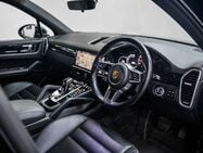 Porsche Cayenne 3.0T V6 GPF SUV 5dr Petrol TiptronicS 4WD Euro 6 (s/s) (340 ps) 2