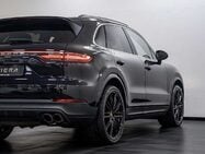 Porsche Cayenne 3.0T V6 GPF SUV 5dr Petrol TiptronicS 4WD Euro 6 (s/s) (340 ps) 10