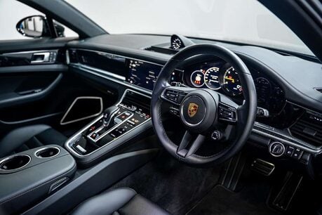 Porsche Panamera 2.9 V6 E-Hybrid 17.9kWh 4 Platinum Edition Sport Turismo 5dr Petrol Plug-in 2