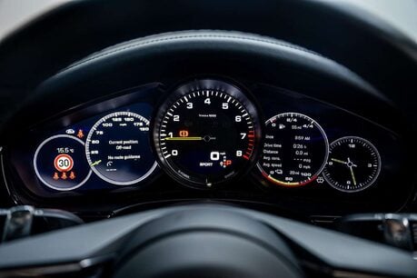 Porsche Panamera 2.9 V6 E-Hybrid 17.9kWh 4 Platinum Edition Sport Turismo 5dr Petrol Plug-in 38