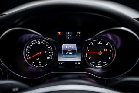 Mercedes-Benz C Class C220d AMG Line Coupe 2.1 Automatic Diesel 38