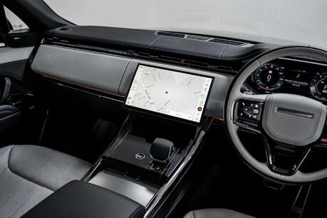 Land Rover Range Rover Sport 3.0 P460e 38.2kWh Dynamic SE SUV 5dr Petrol Plug-in Hybrid Auto 4WD Euro 6 33