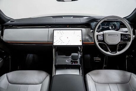 Land Rover Range Rover Sport 3.0 P460e 38.2kWh Dynamic SE SUV 5dr Petrol Plug-in Hybrid Auto 4WD Euro 6 30
