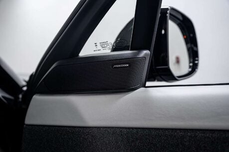 Land Rover Range Rover Sport 3.0 P460e 38.2kWh Dynamic SE SUV 5dr Petrol Plug-in Hybrid Auto 4WD Euro 6 25