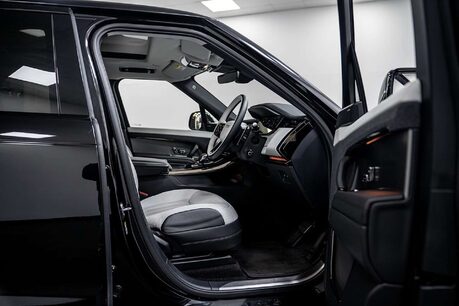 Land Rover Range Rover Sport 3.0 P460e 38.2kWh Dynamic SE SUV 5dr Petrol Plug-in Hybrid Auto 4WD Euro 6 28