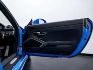 Porsche 718 Cayman 4.0 GTS Coupe 2dr Petrol PDK Euro 6 22