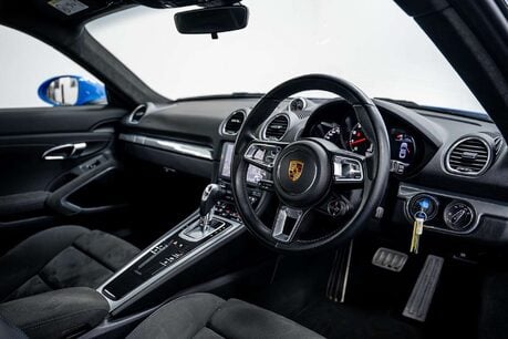 Porsche 718 Cayman 4.0 GTS Coupe 2dr Petrol PDK Euro 6 2
