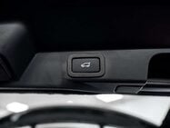 Land Rover Range Rover Sport 2.0 P400e HSE Dynamic SUV Auto 4WD Euro 6 17