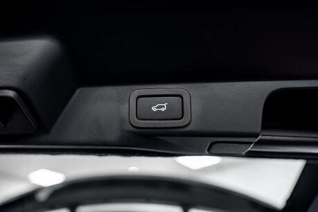 Land Rover Range Rover Sport 2.0 P400e HSE Dynamic SUV Auto 4WD Euro 6 17