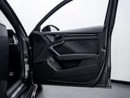 Audi RS3 2.5 TFSI Carbon Vorsprung Saloon 4dr Petrol S Tronic quattro Euro 6 (s/s) ( 23