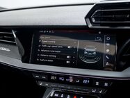 Audi RS3 2.5 TFSI Carbon Vorsprung Saloon 4dr Petrol S Tronic quattro Euro 6 (s/s) ( 38