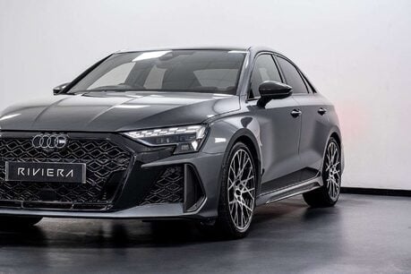 Audi RS3 2.5 TFSI Carbon Vorsprung Saloon 4dr Petrol S Tronic quattro Euro 6 (s/s) ( 8